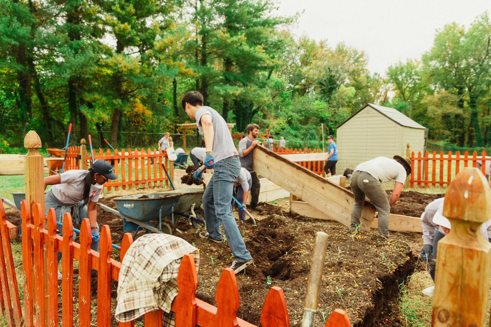 Building North Campus Garden